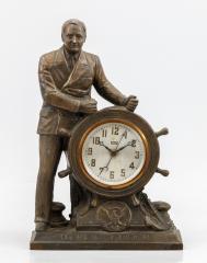 Часы кабинетные «Президент Г. Трумэн у штурвала»