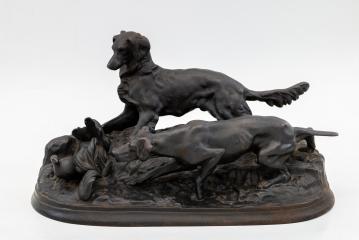 Скульптурная композиция «Собаки на стойке по куропатке: пойнтер Так и сеттер Сильфи»