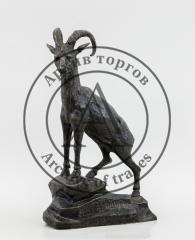 Скульптура «Горный козел»