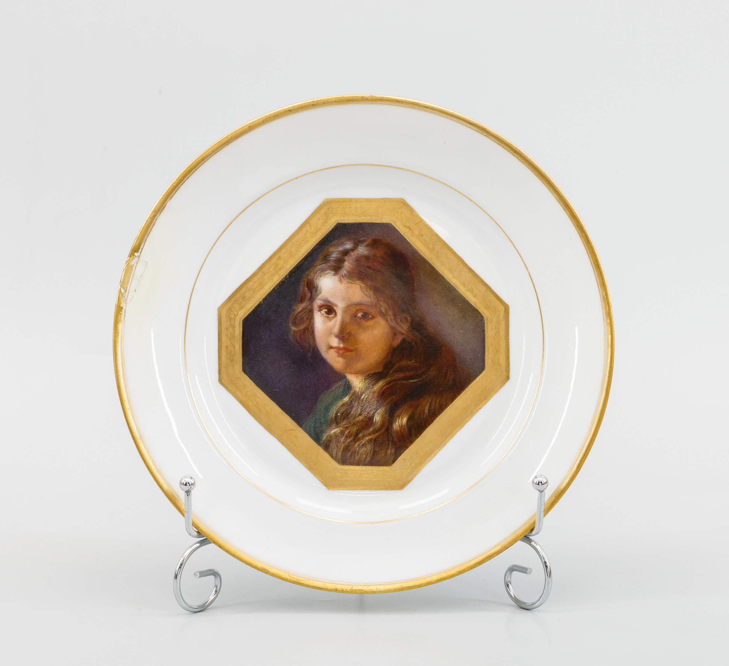 Тарелка декоративная, с воспроизведением картины Ф. Шауса «Невинность»