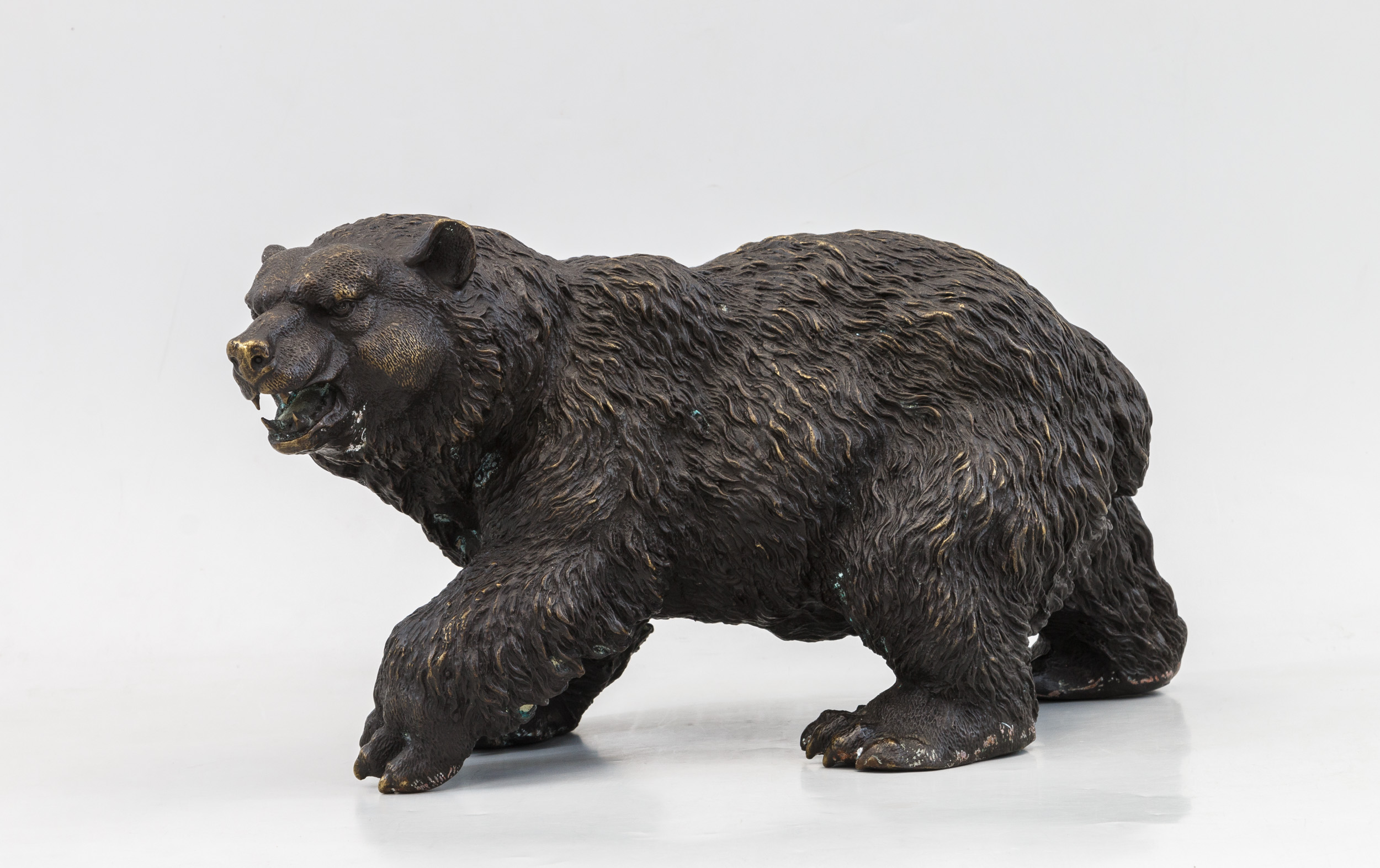 Скульптура «Медведь».