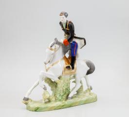 Скульптурная композиция «Казак на коне»