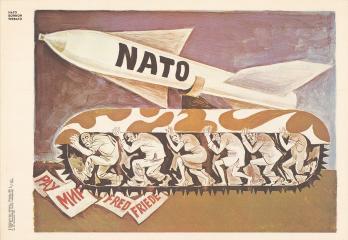 Плакат "НАТО войной чревато"