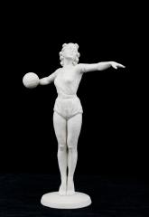 Скульптура «Гимнастка с мячом»