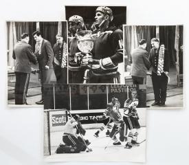 Сет из четырех фотографий с тренером А.В. Тарасовым, А.П. Рагулиным, В.В. Александровым и В. Харламовым, эпизод матча.