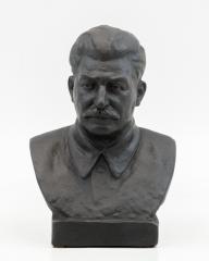 Бюст И. В. Сталина
