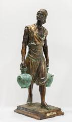 Скульптура «Тунисский водонос».