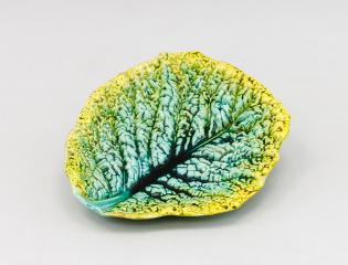Тарелка декоративная в виде листа савойской капусты