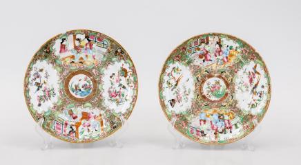 Две декоративные тарелки с изображением китайцев и птиц