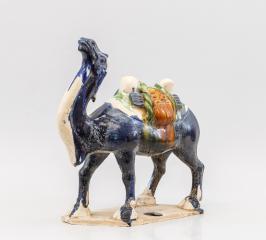 Скульптура «Верблюд» (с закрытой пастью), авторская реплика скульптуры эпохи Тан.