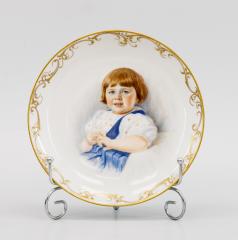 Тарелка декоративная с портретом ребенка