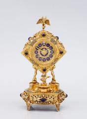 Часы «300 -летие Дома Романовых» в деревянном футляре