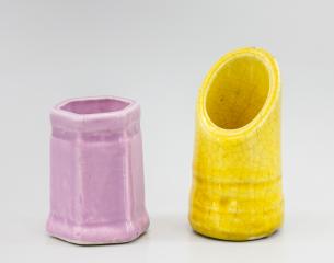 Две керамические подставки под зубочистки