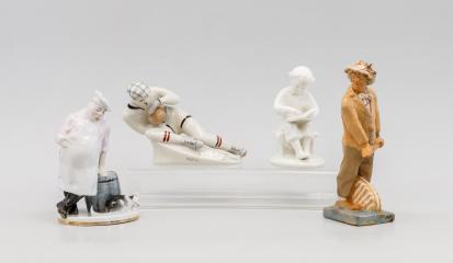 Сет из трех жанровых скульптур "Мужчины"