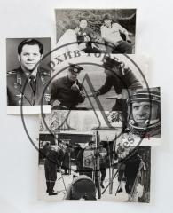 Сет из пяти фотографий с космонавтом А.А. Губаревым.
