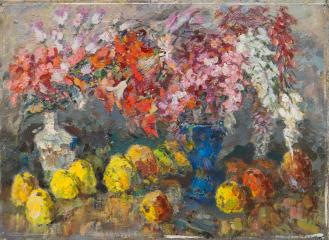 Натюрморт с осенними цветами и яблоками