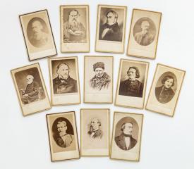 Сет из 13 карточек русских писателей и композиторов.