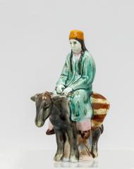 Скульптура «Туркменка на ослике»